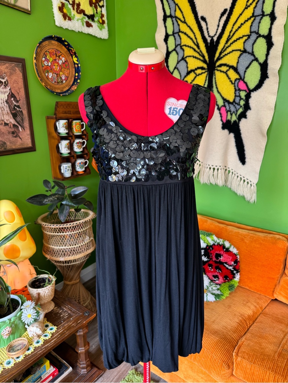 Black Sequin Scoop Neck Sleeveless Dress